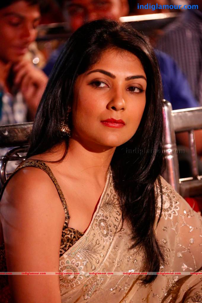 Kamalinee Mukherji Actress hd photo