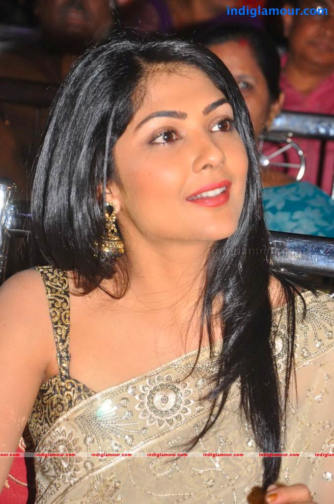 Kamalinee Mukherji Actress hd photo