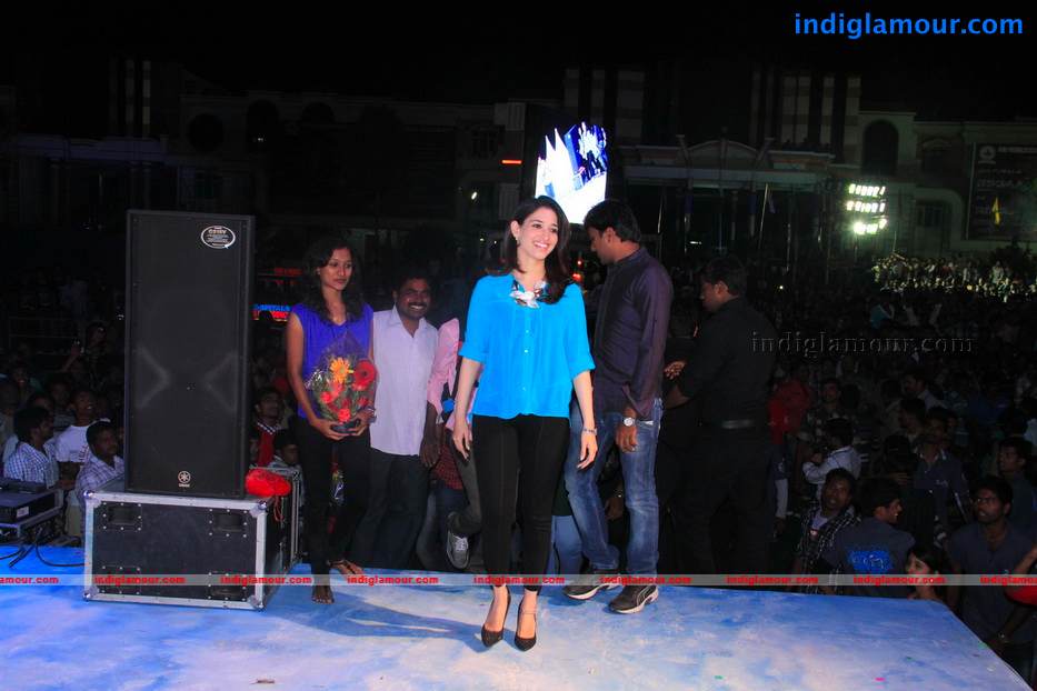 Tamanna Actress hd photo