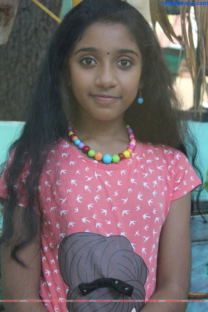Baby Sadhana Actress photo,image,pics and stills - # 281965