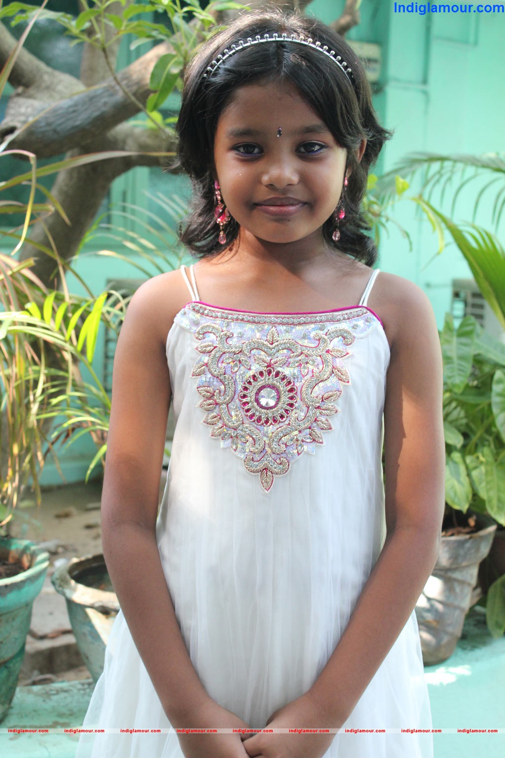 Baby Sanjana Actress hd photo