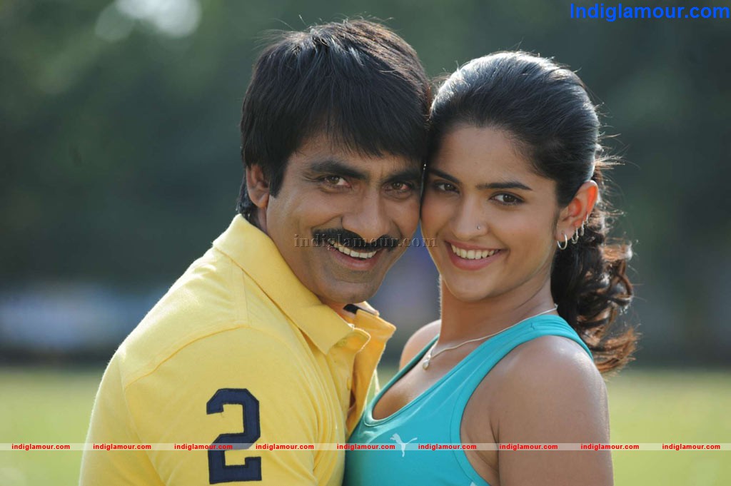 Deeksha Seth Actress hd photo
