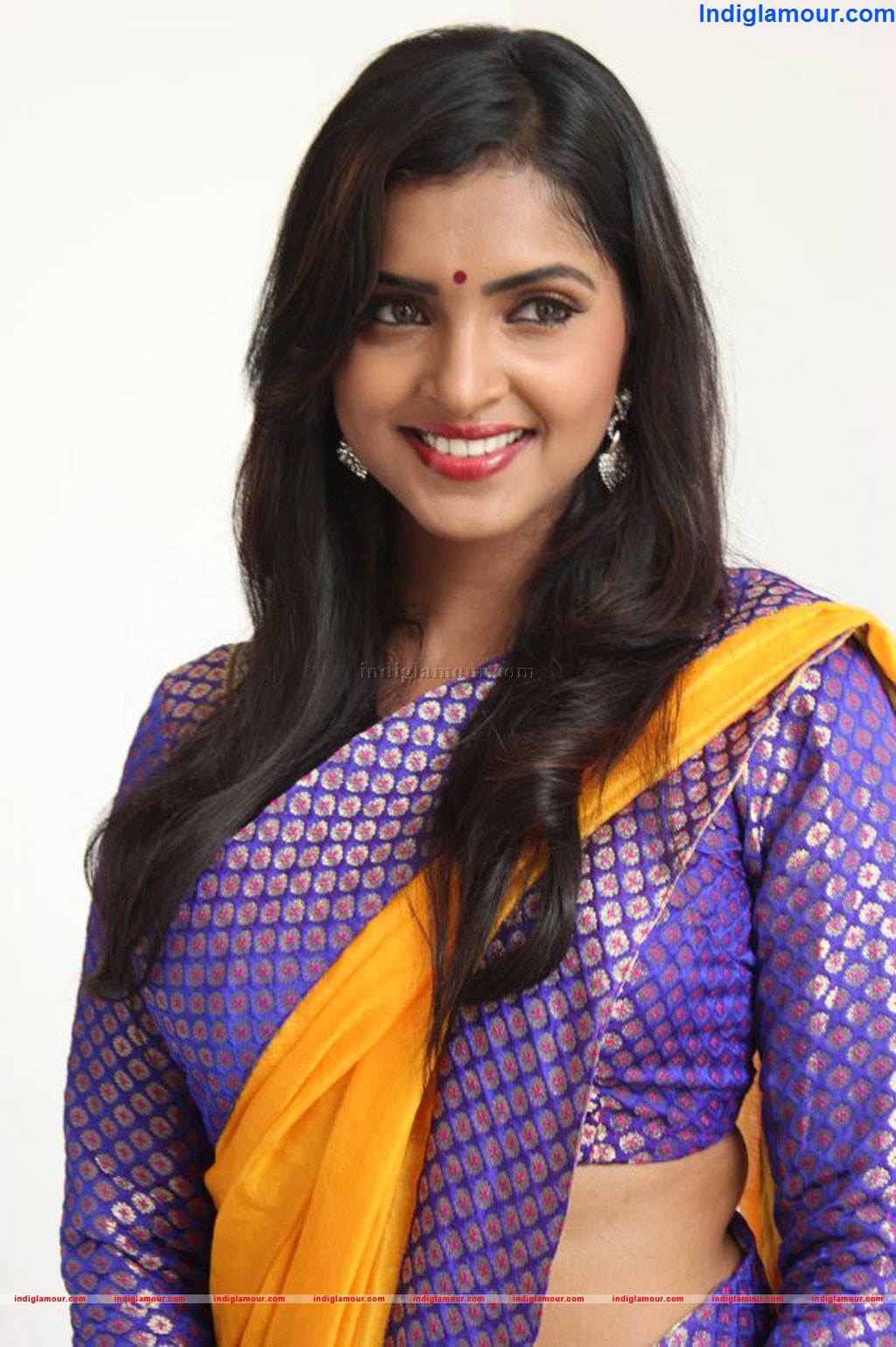 Sanchita Padukone Actress hd photo