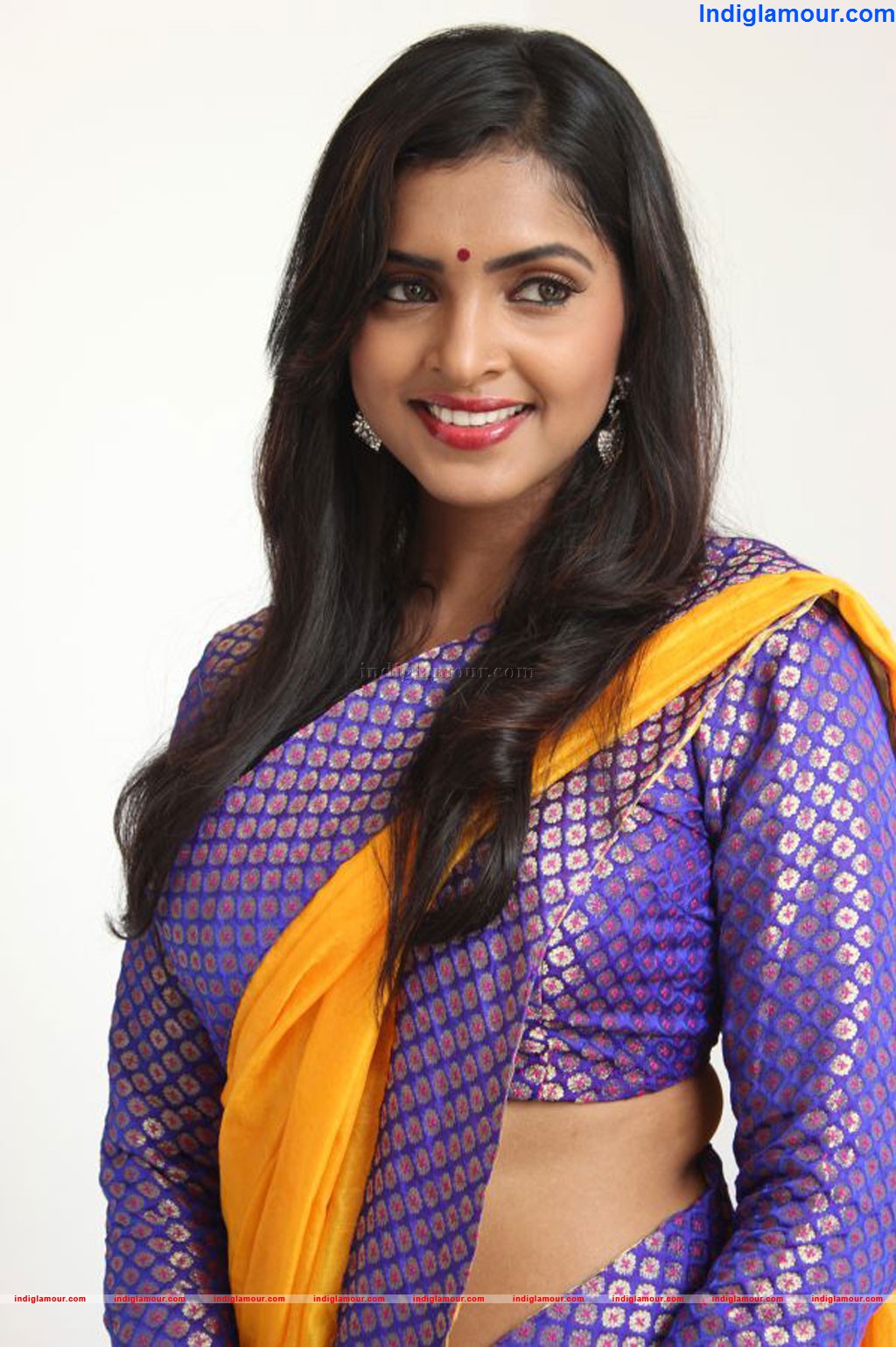 Sanchita Padukone Actress hd photo