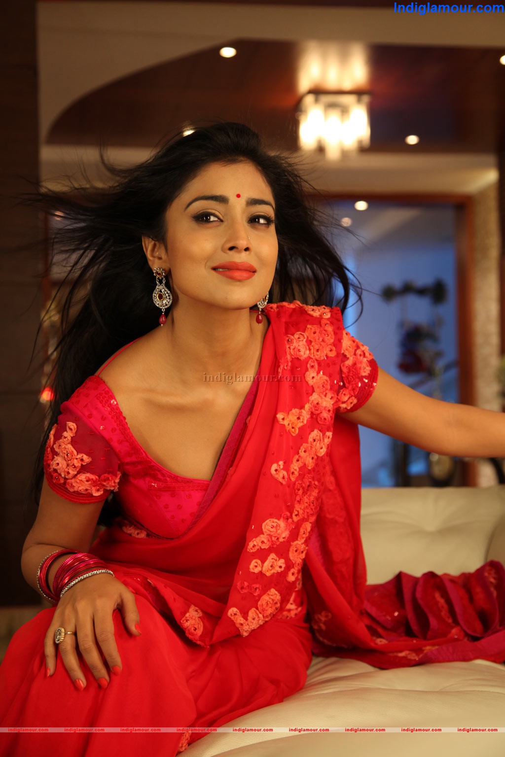 Shriya Saran Actress hd photo
