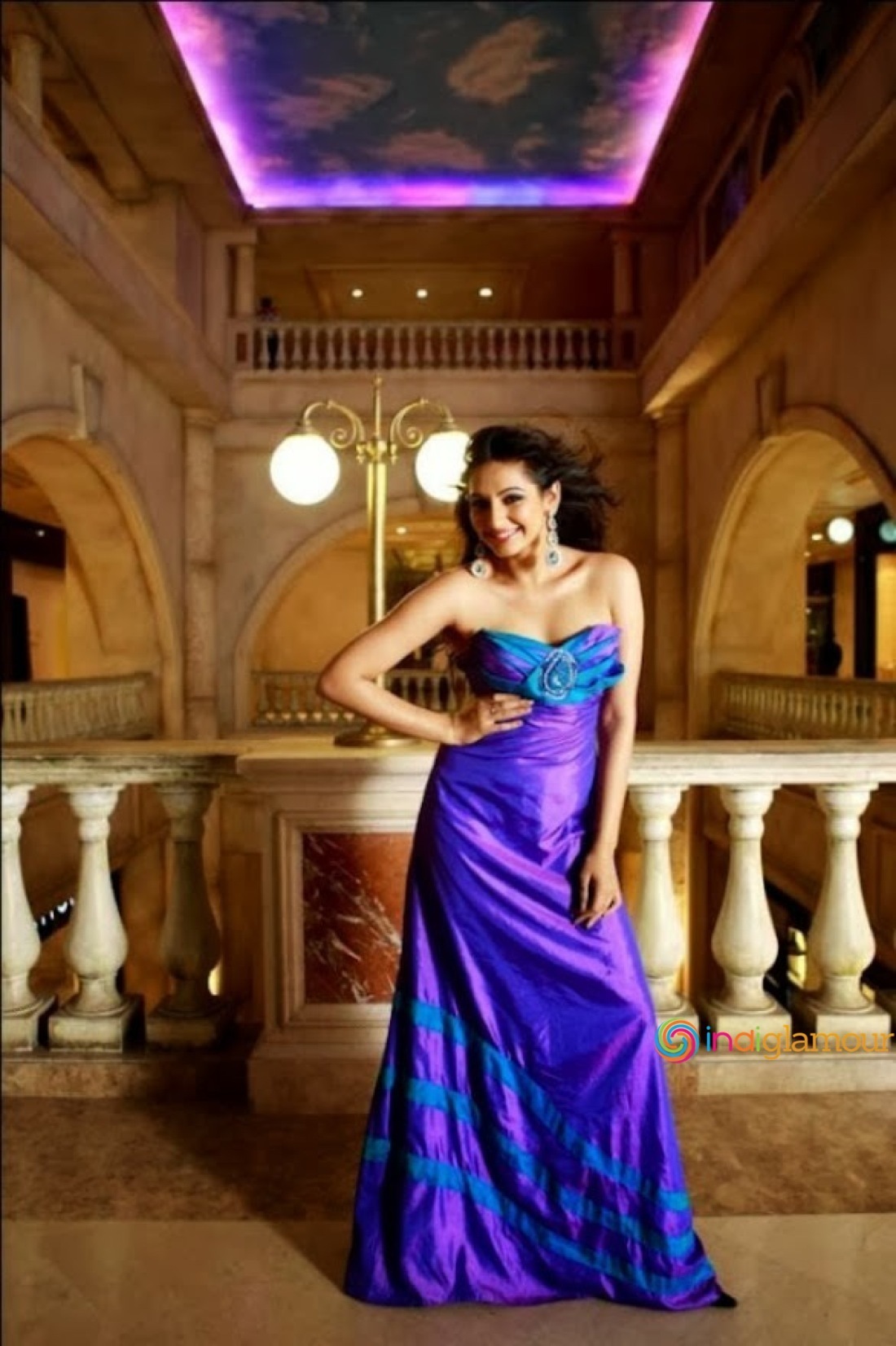 Raagini Dwivedi Actress hd photo