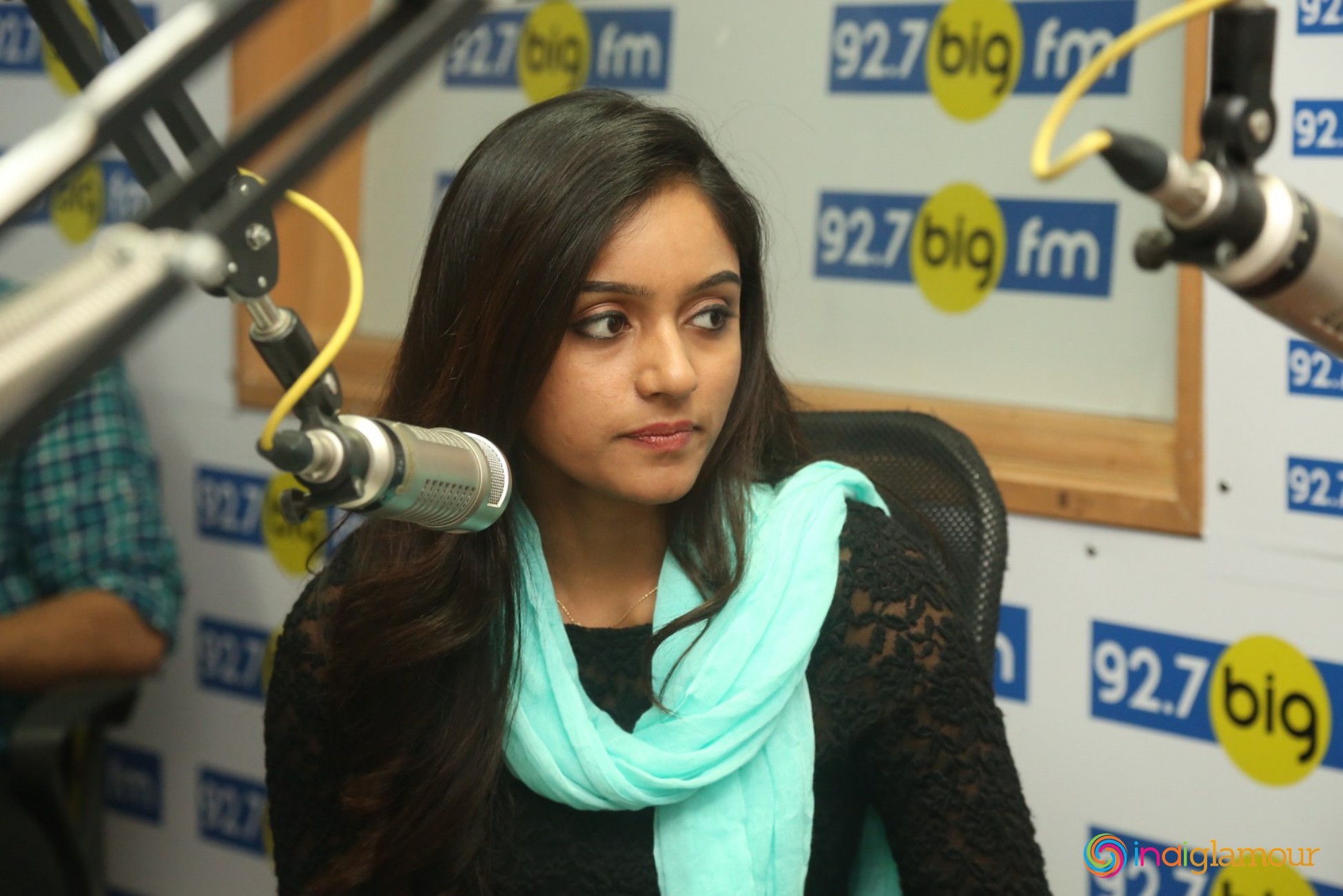 Vithika Sheru Actress hd photo