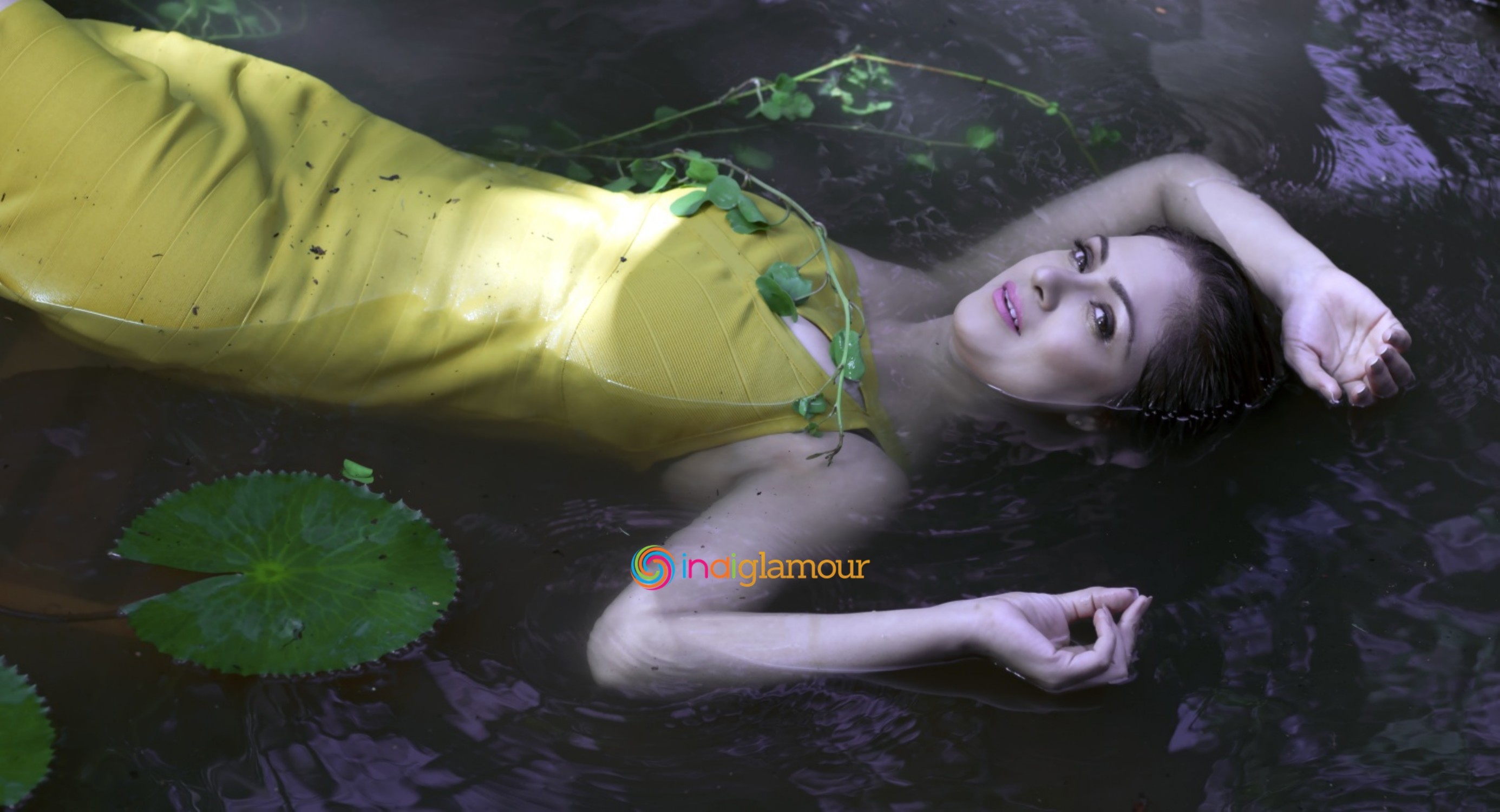 Simran Actress hd photo