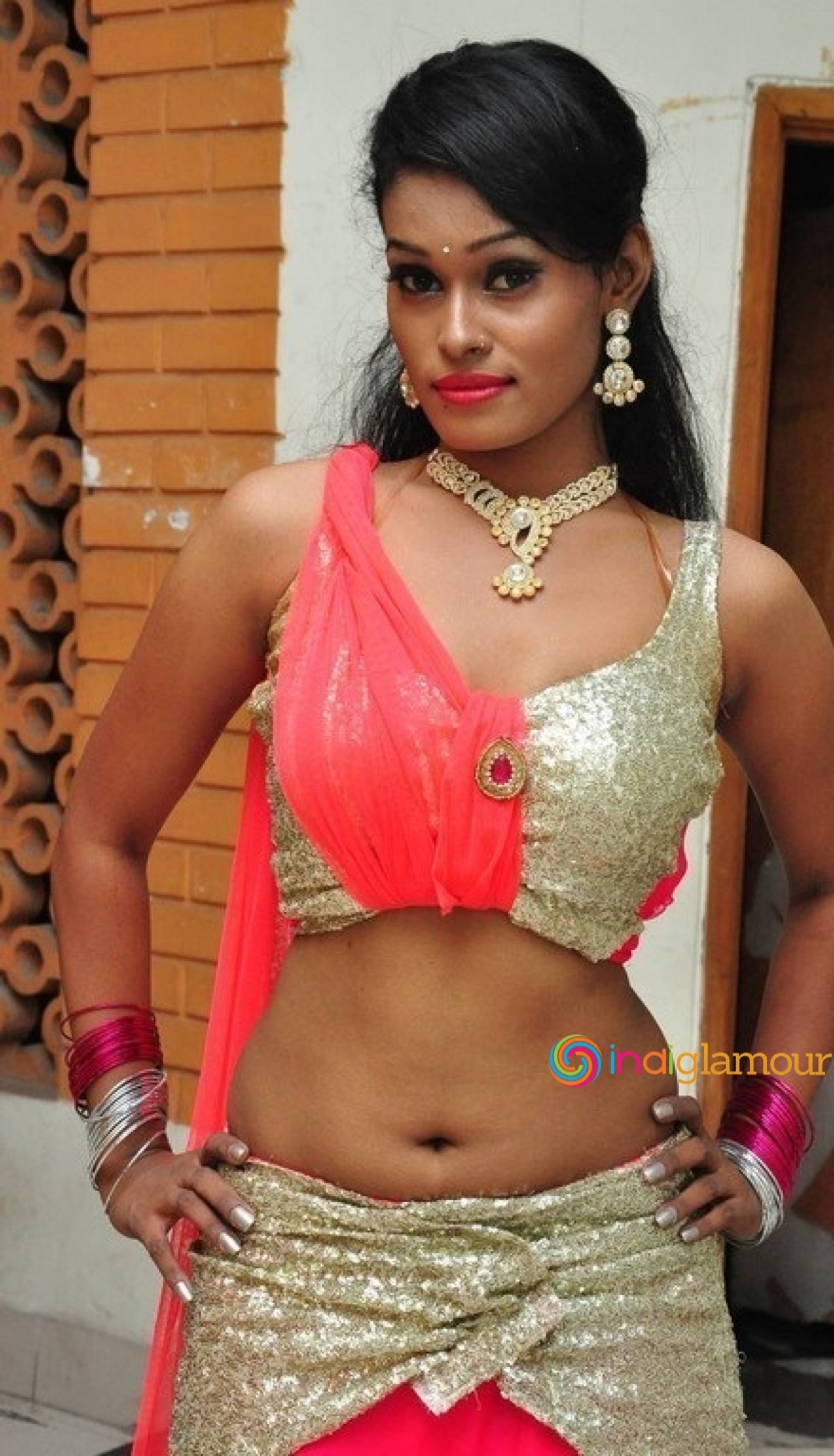 Nisha Actress hd photo