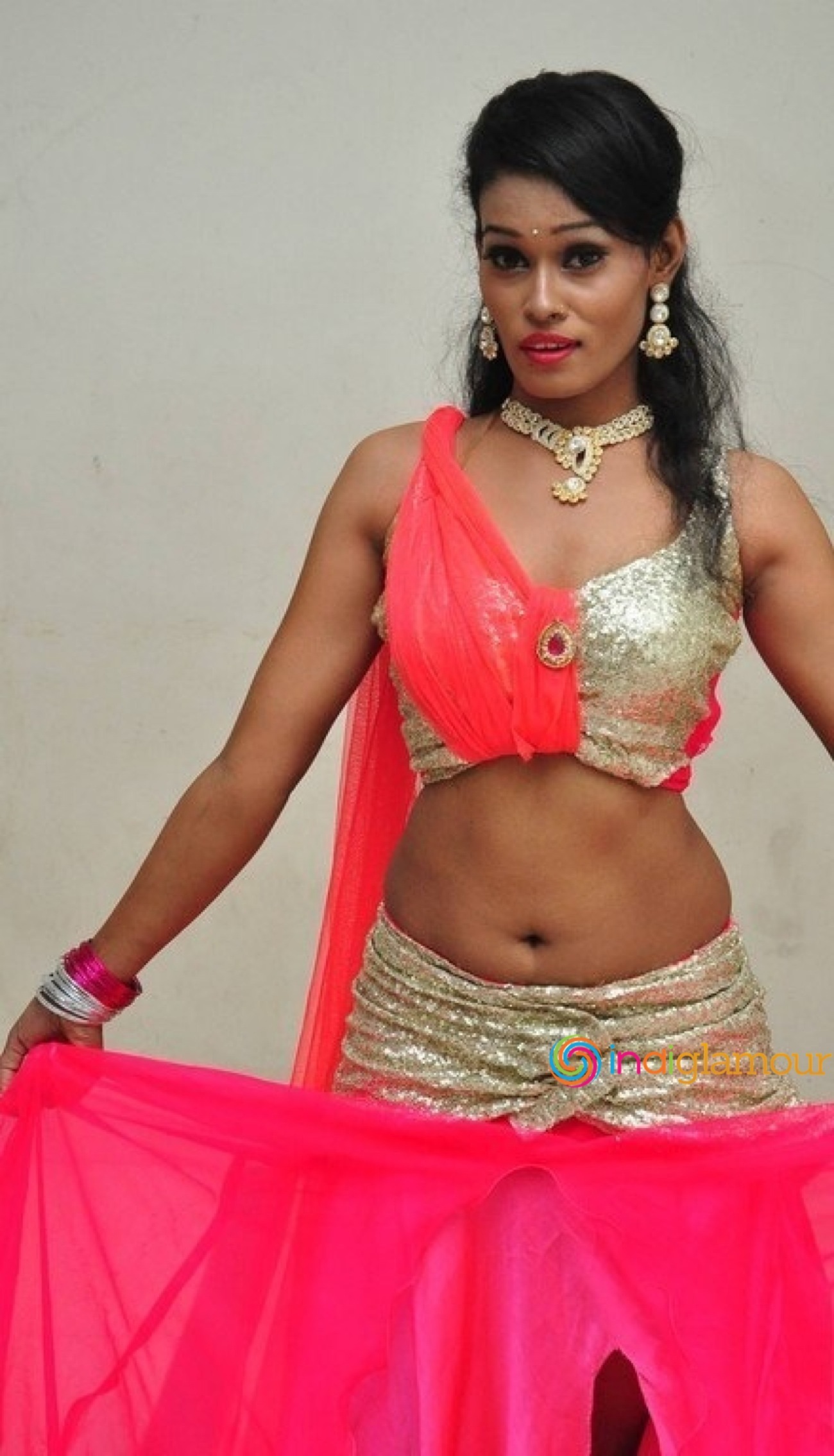 Nisha Actress hd photo