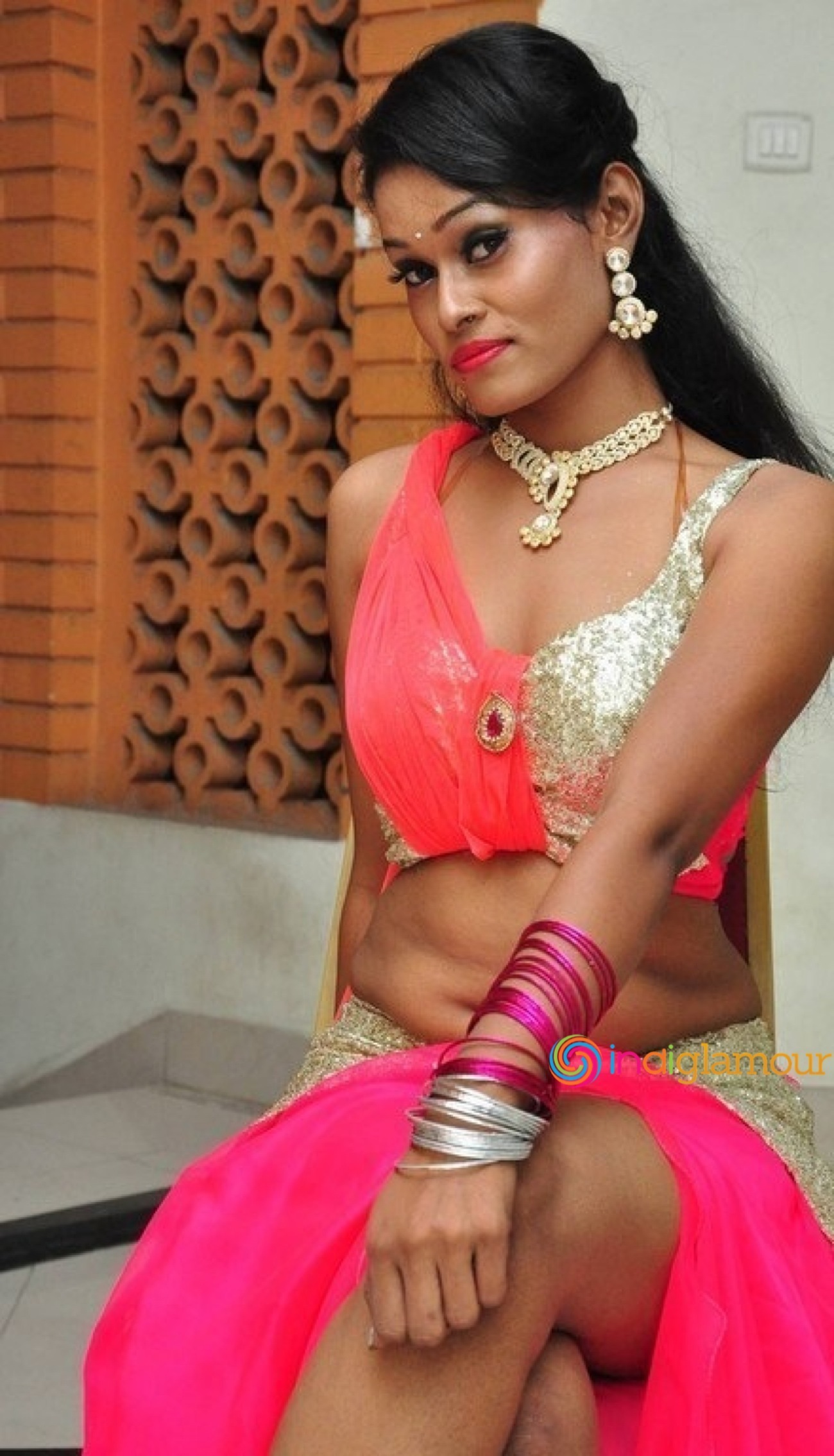 Nisha Actress hd photo