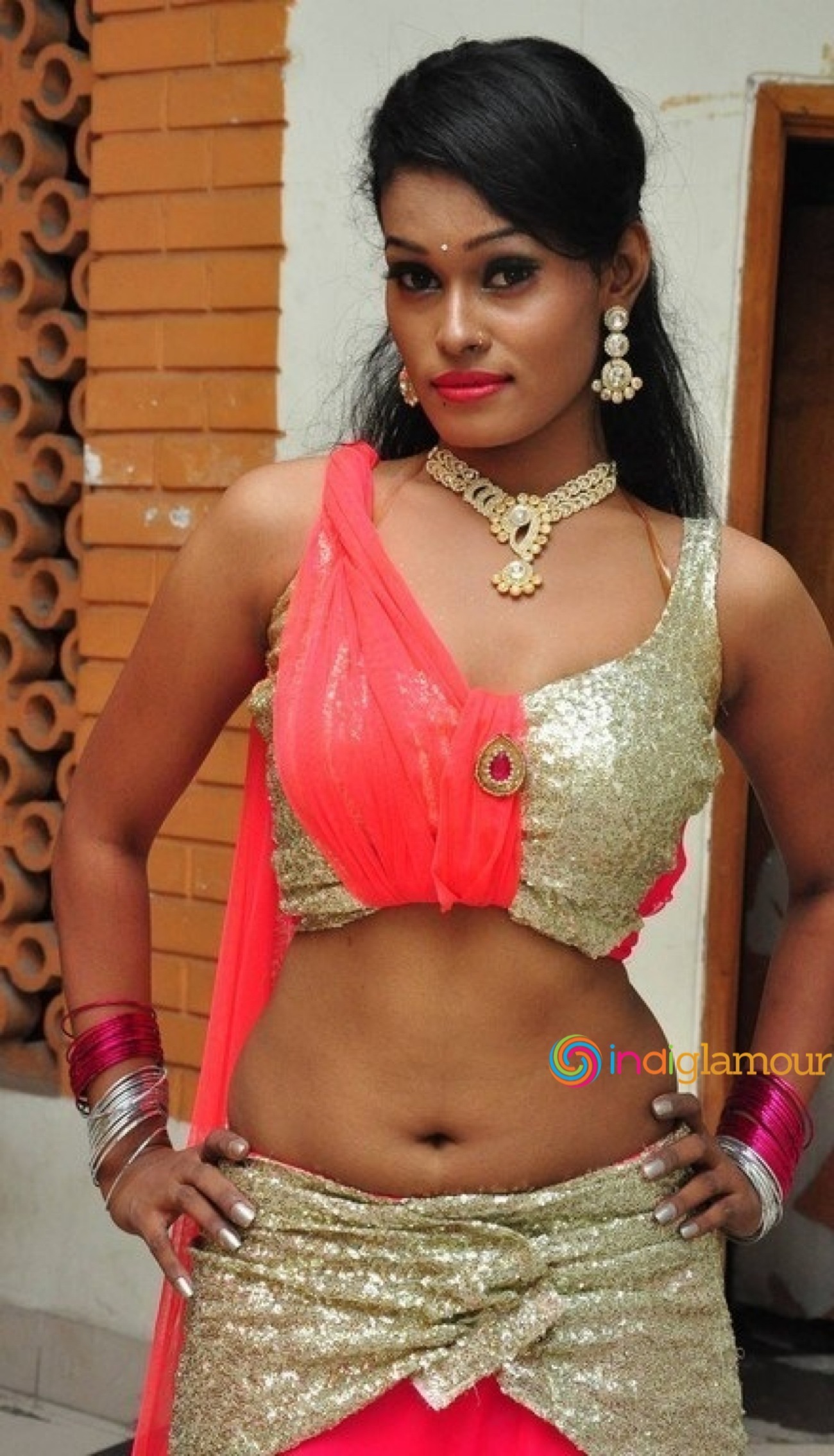 Nisha Actress hd photo
