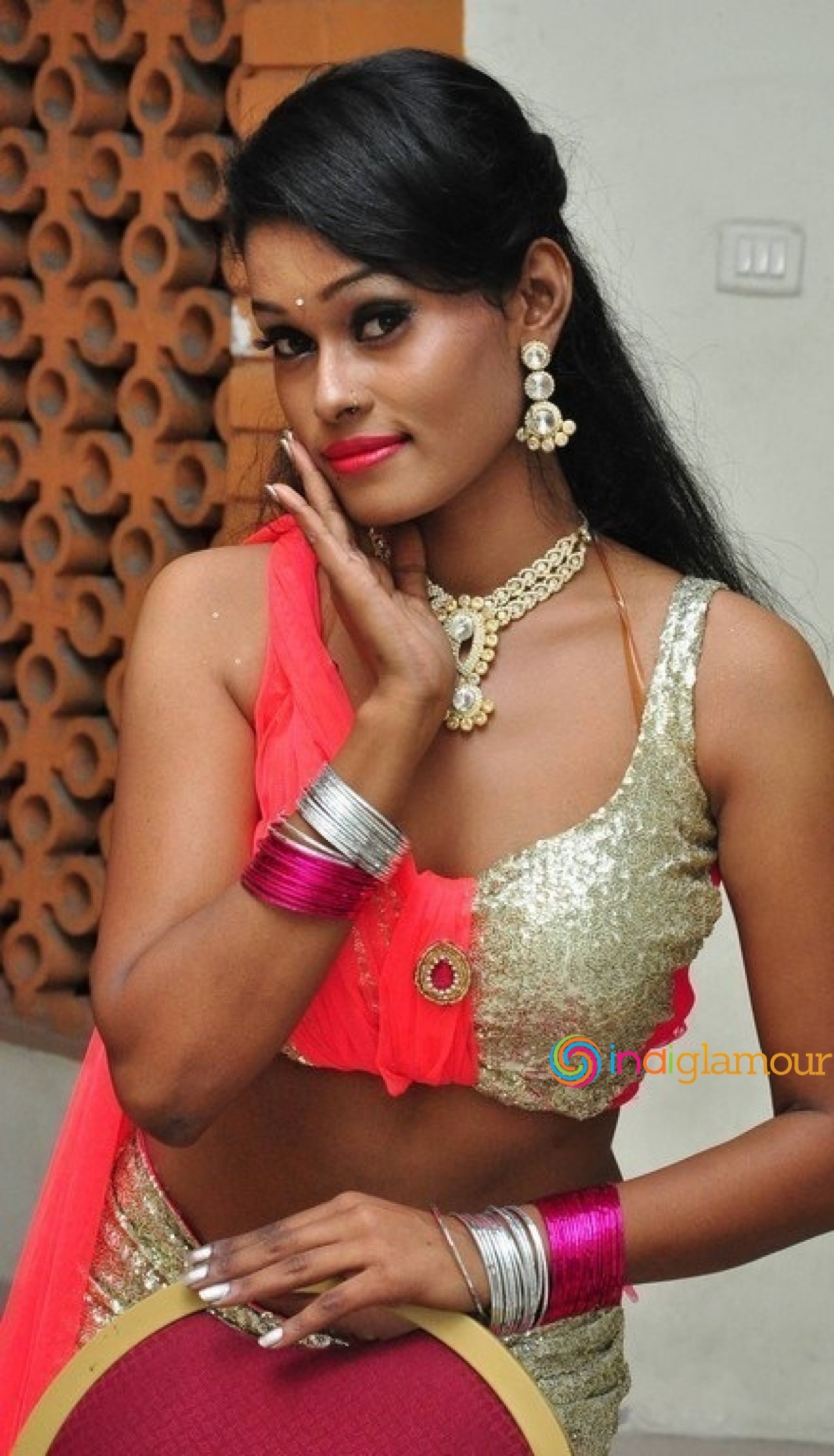 Nisha Actress hd photo