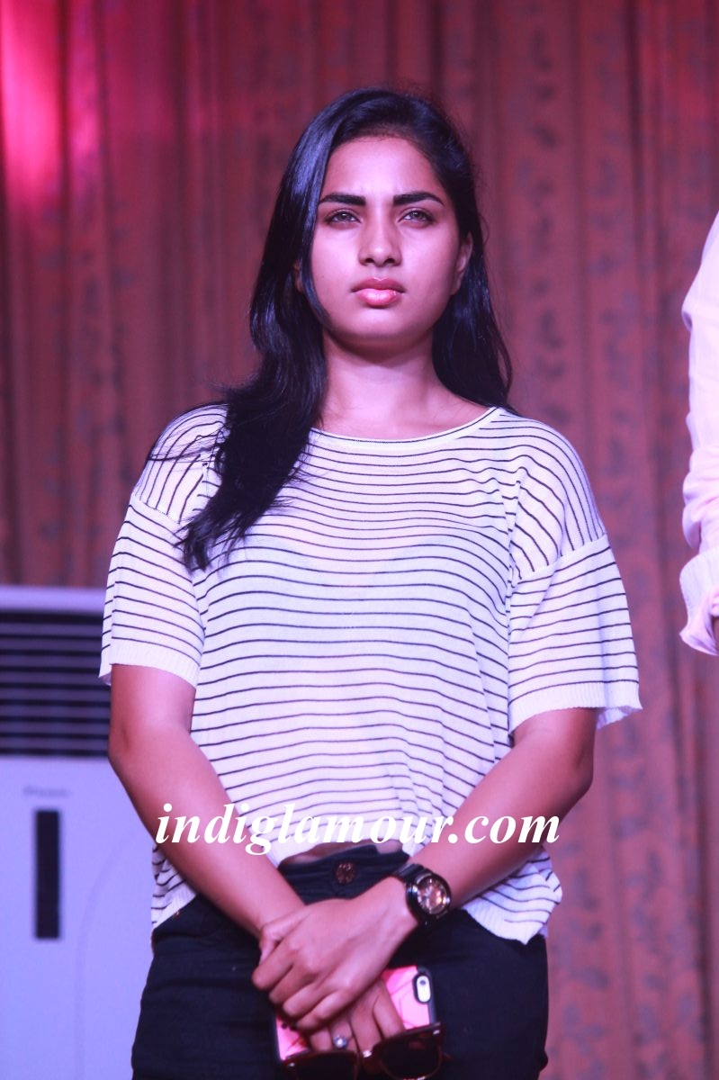 Srushti Dange Actress hd photo