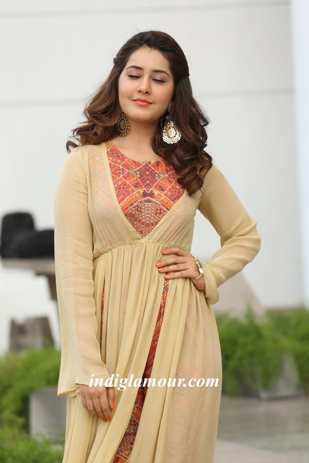 Rashi Khanna Actress hd photo