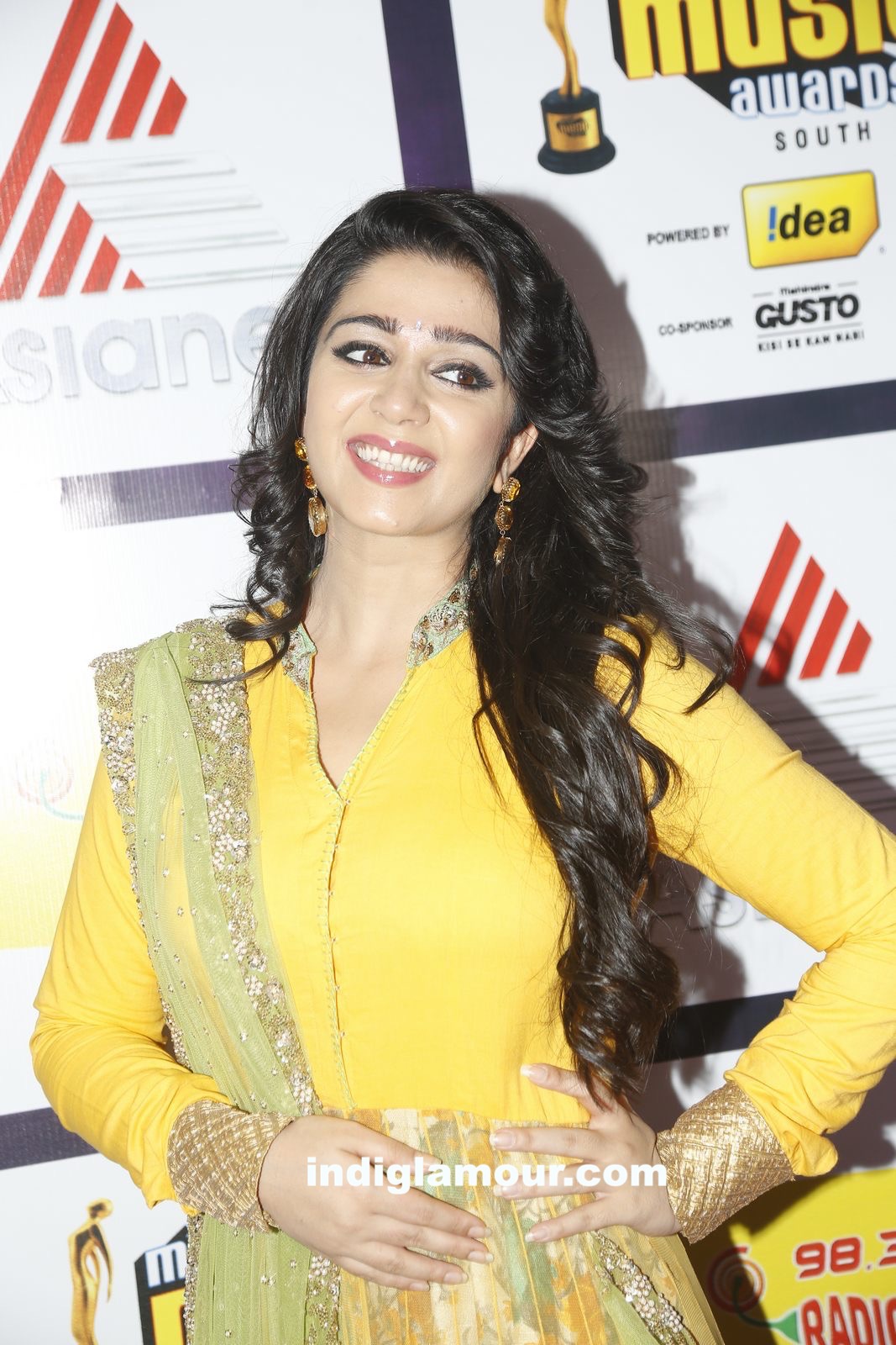 Charmi Actress hd photo