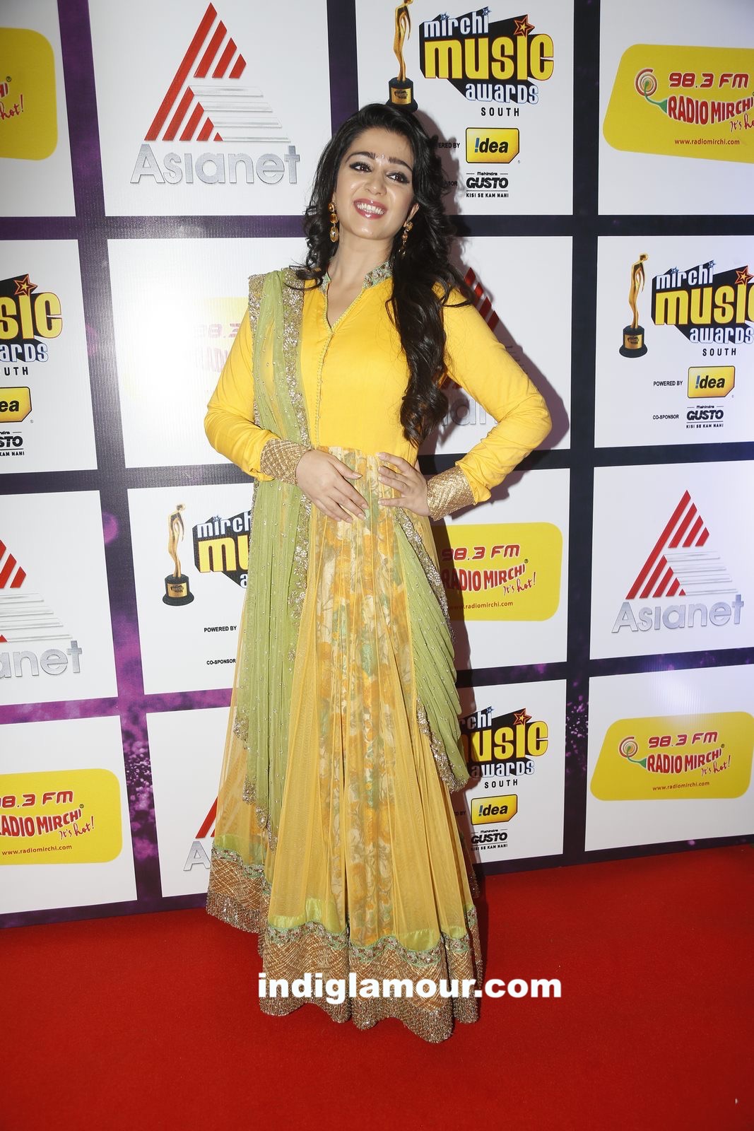 Charmi Actress hd photo