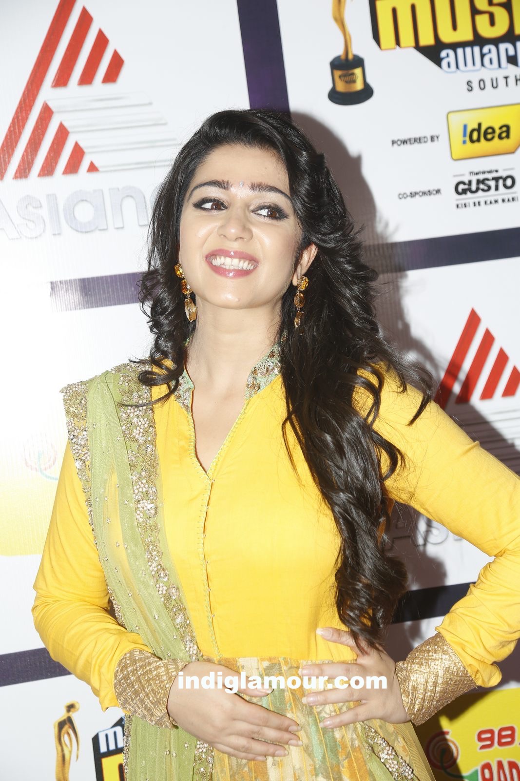 Charmi Actress hd photo