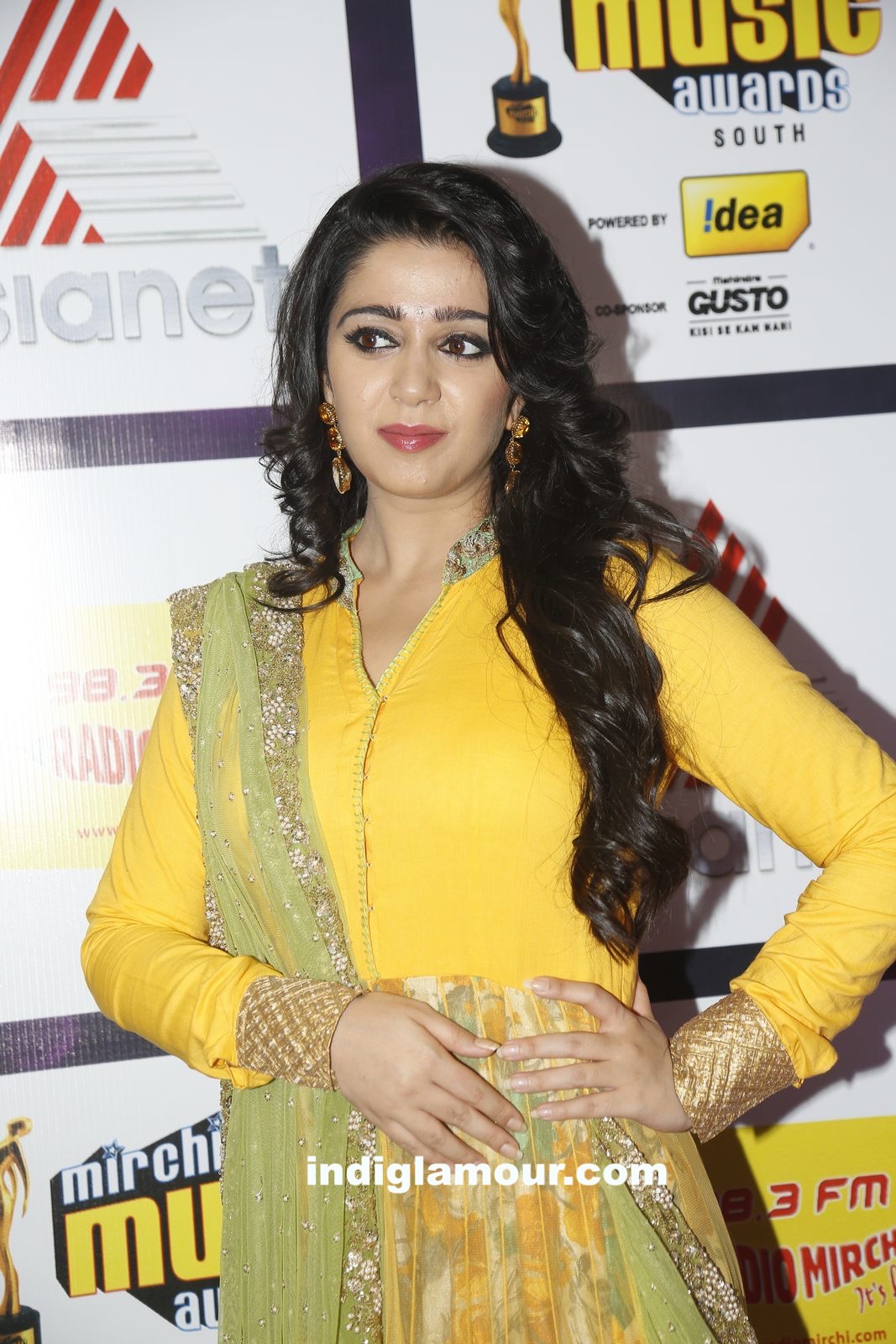 Charmi Actress hd photo