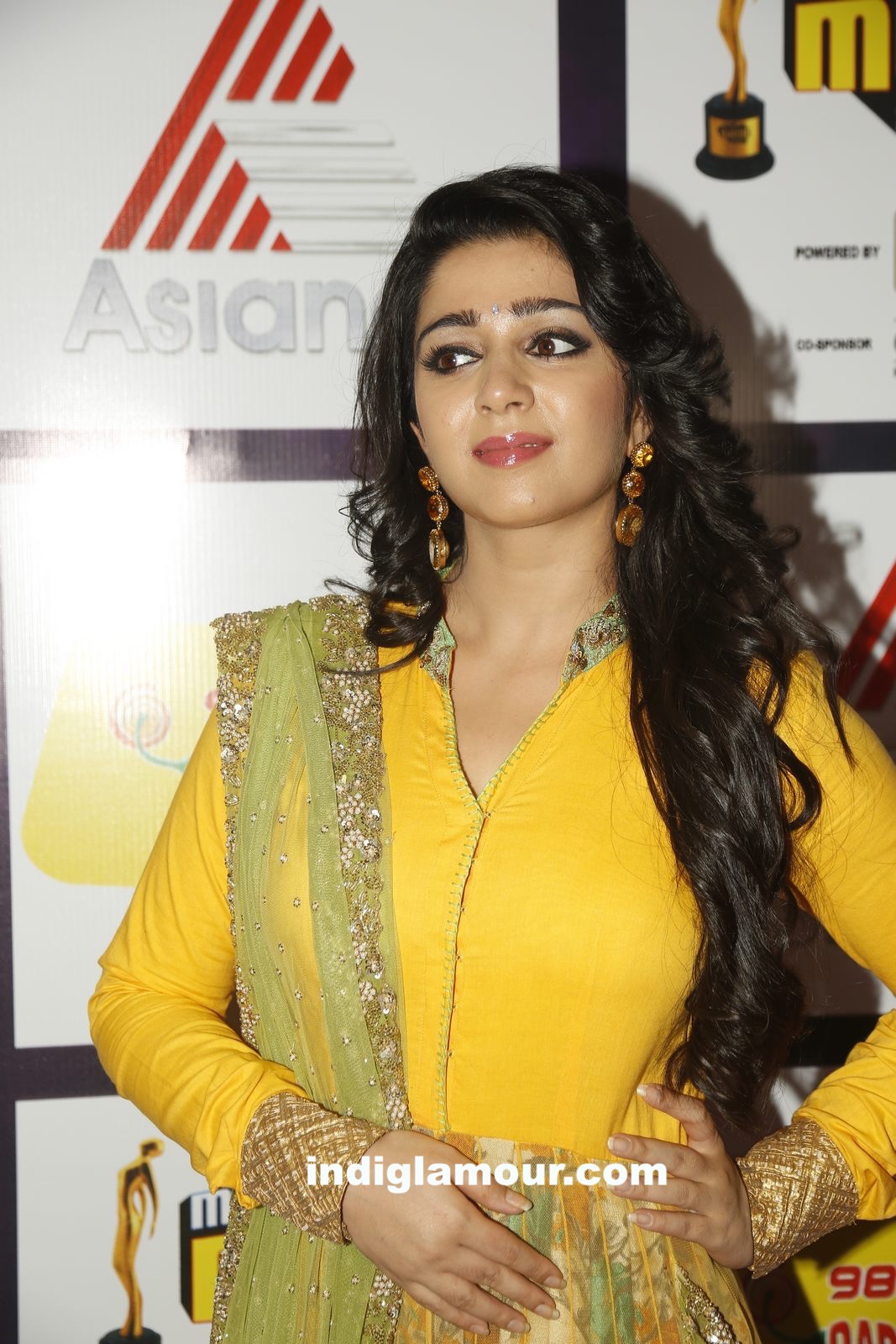 Charmi Actress hd photo