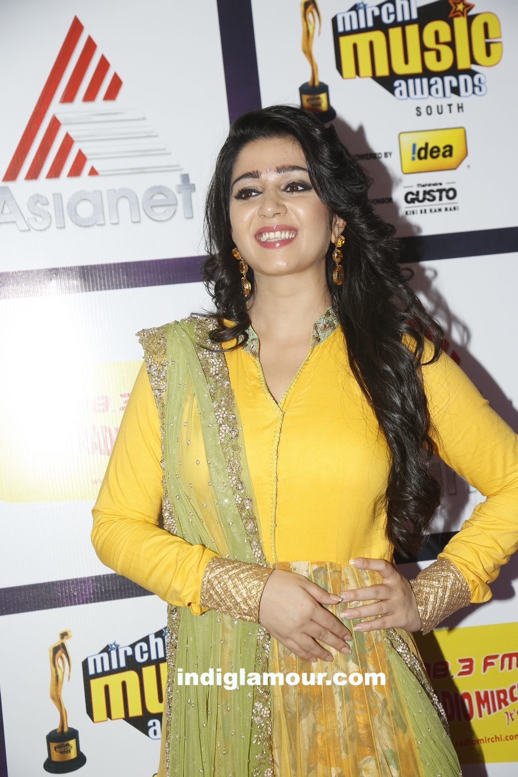 Charmi Actress hd photo