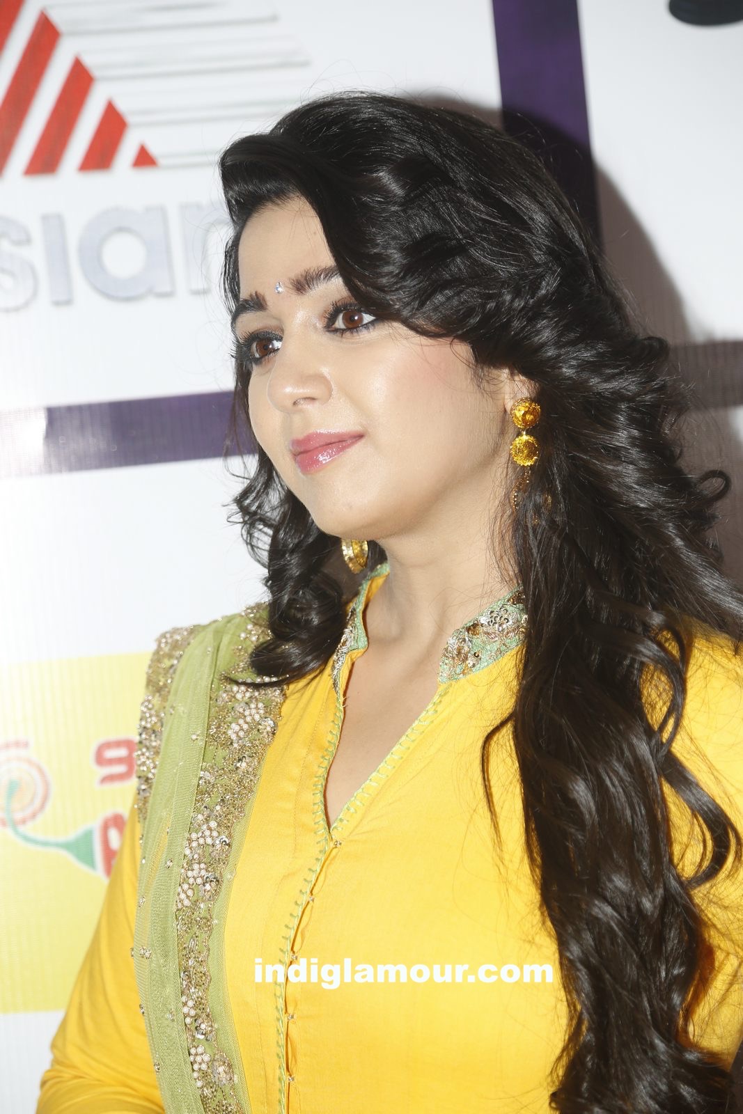 Charmi Actress hd photo