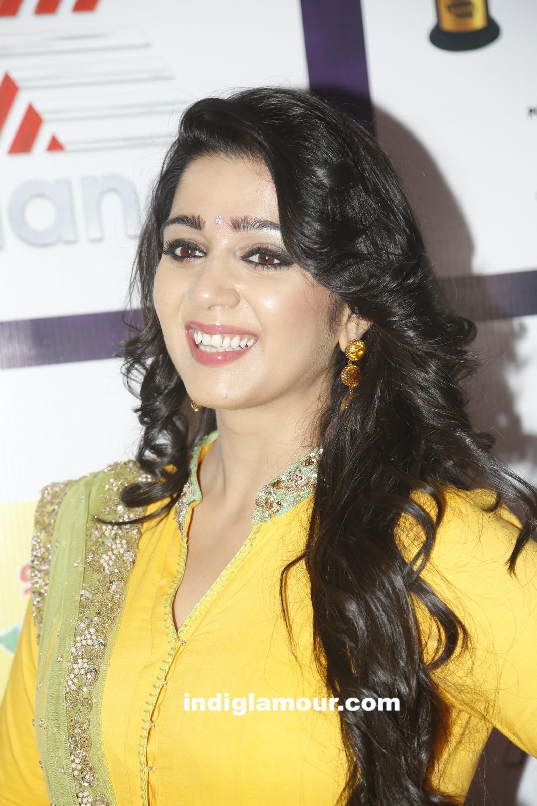 Charmi Actress hd photo
