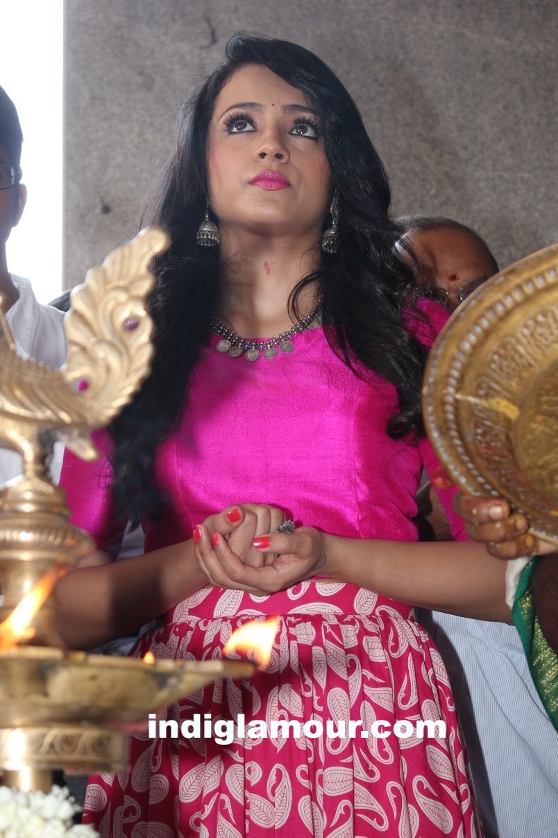 Trisha Actress hd photo