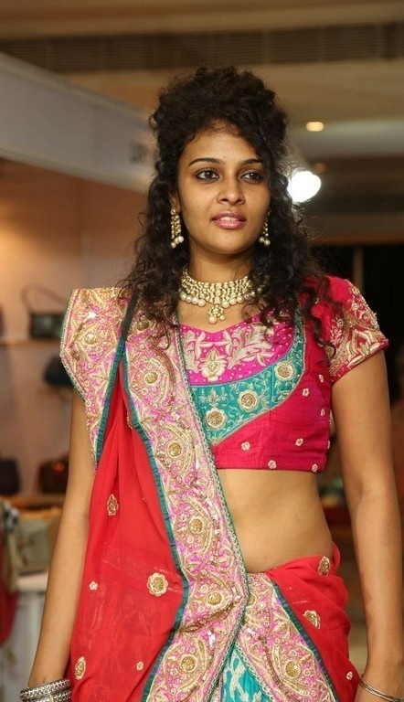Sonia Actress hd photo