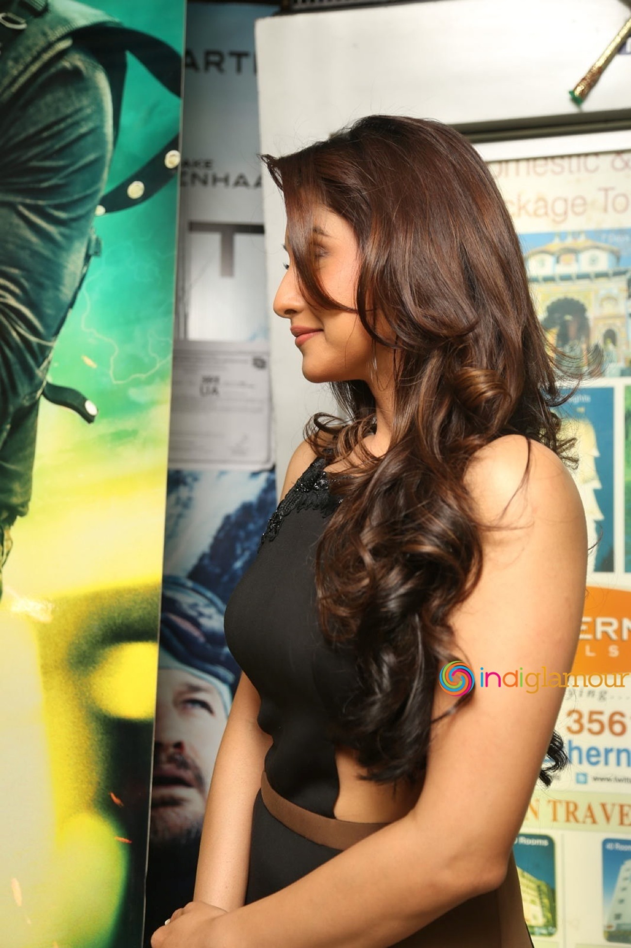 Regina Cassandra Actress hd photo