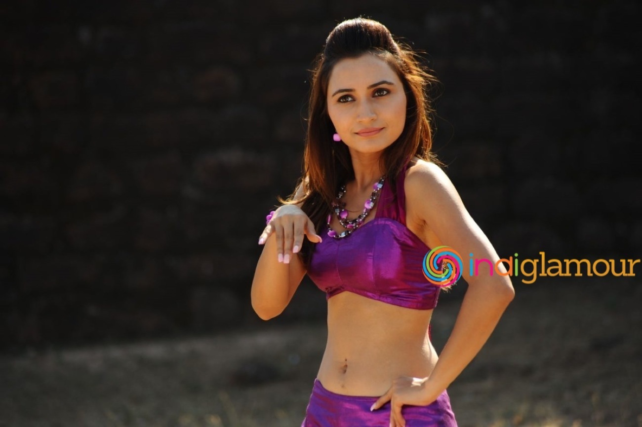 Druthi Actress hd photo