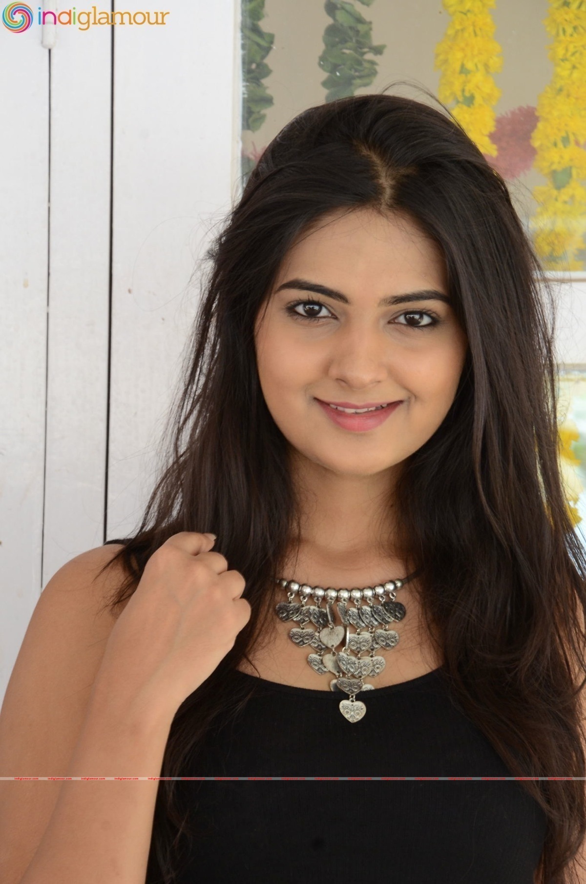 Neha Deshpande Actress hd photo