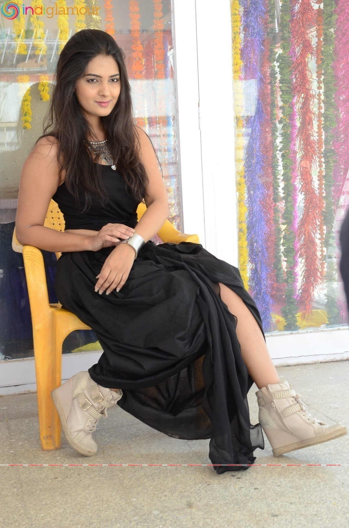 Neha Deshpande Actress hd photo