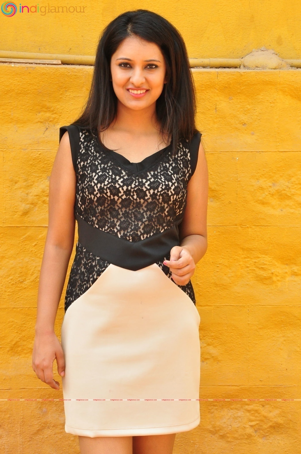 Nikita Bisht Actress hd photo