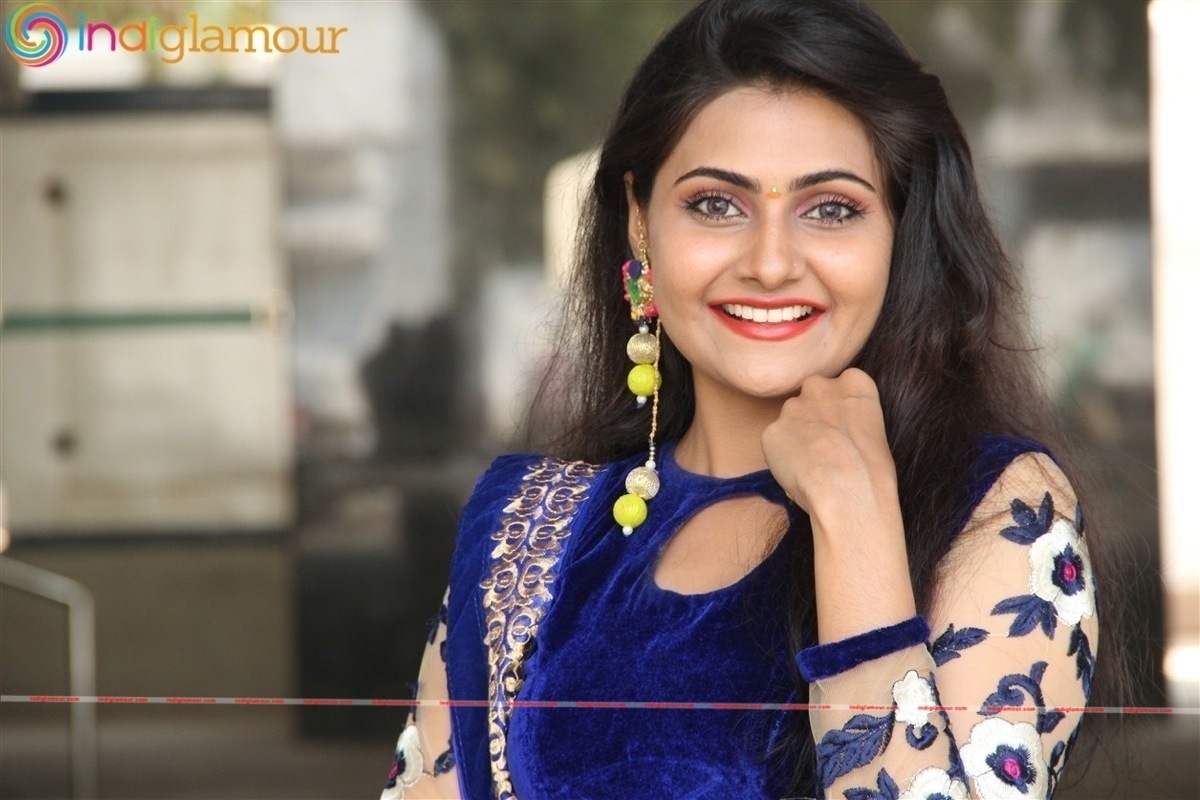 Manumika Actress hd photo