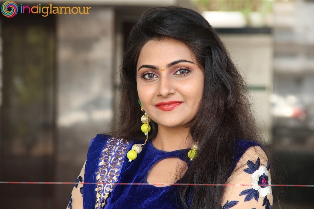 Manumika Actress hd photo