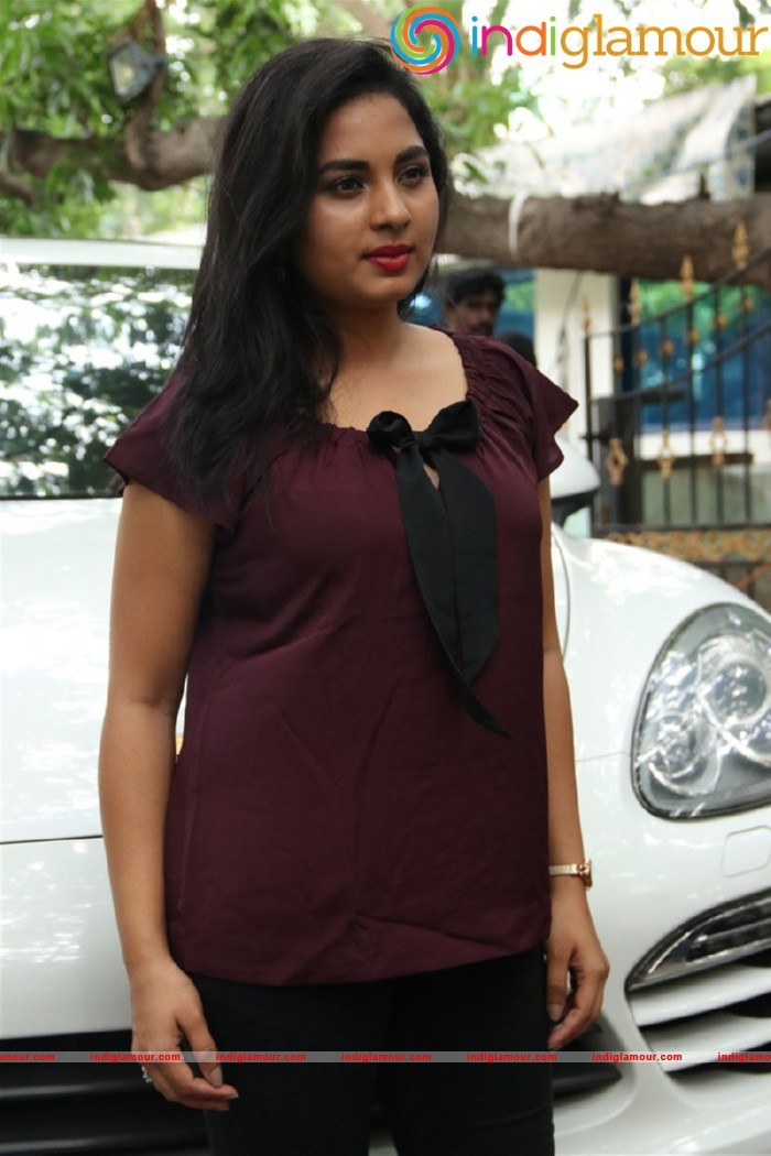 Srusthi Dange Latest Photos Gallery Actress hd photo