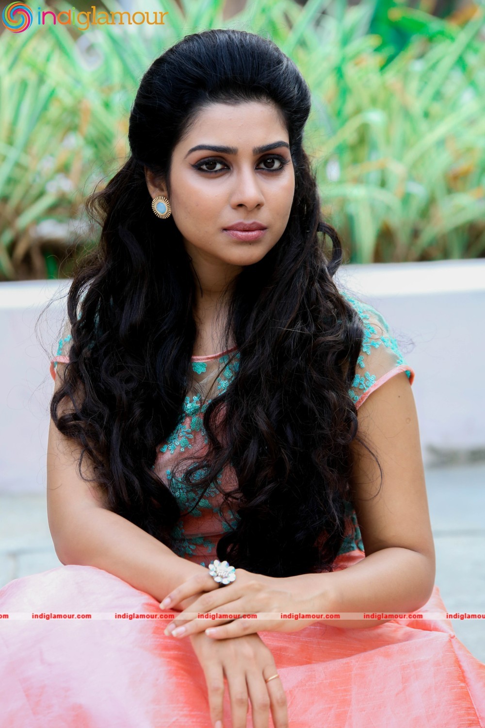 Satna Titus Actress hd photo