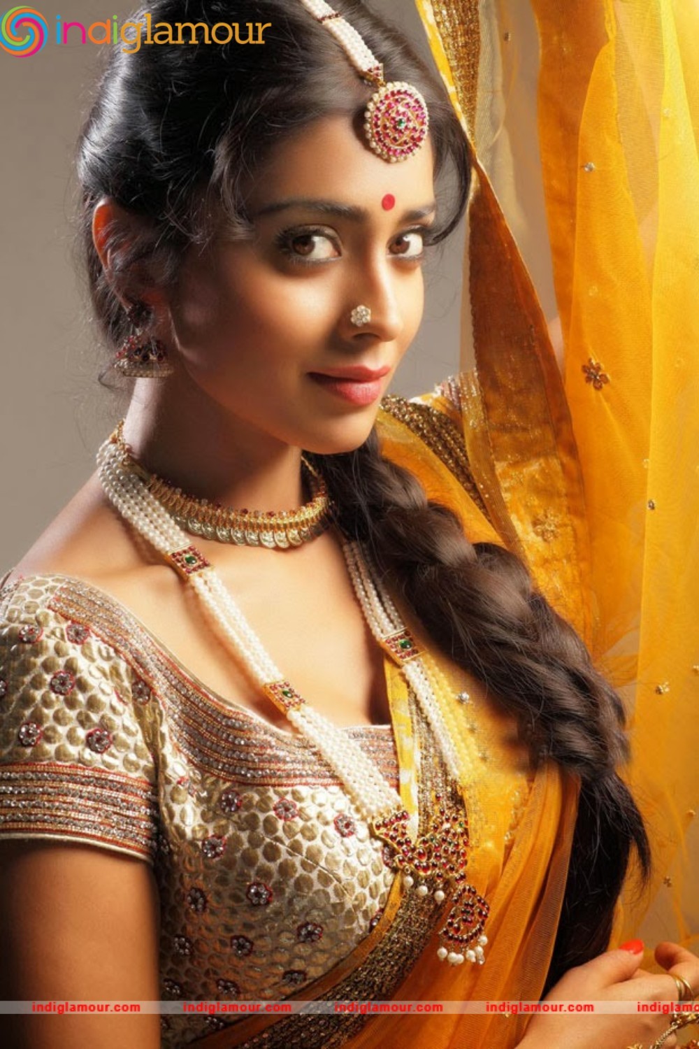 Shriya Saran Actress hd photo