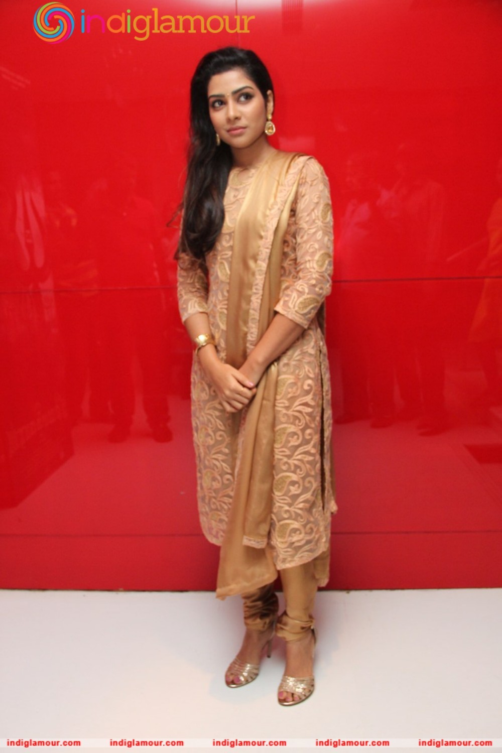 Satna Titus Actress hd photo