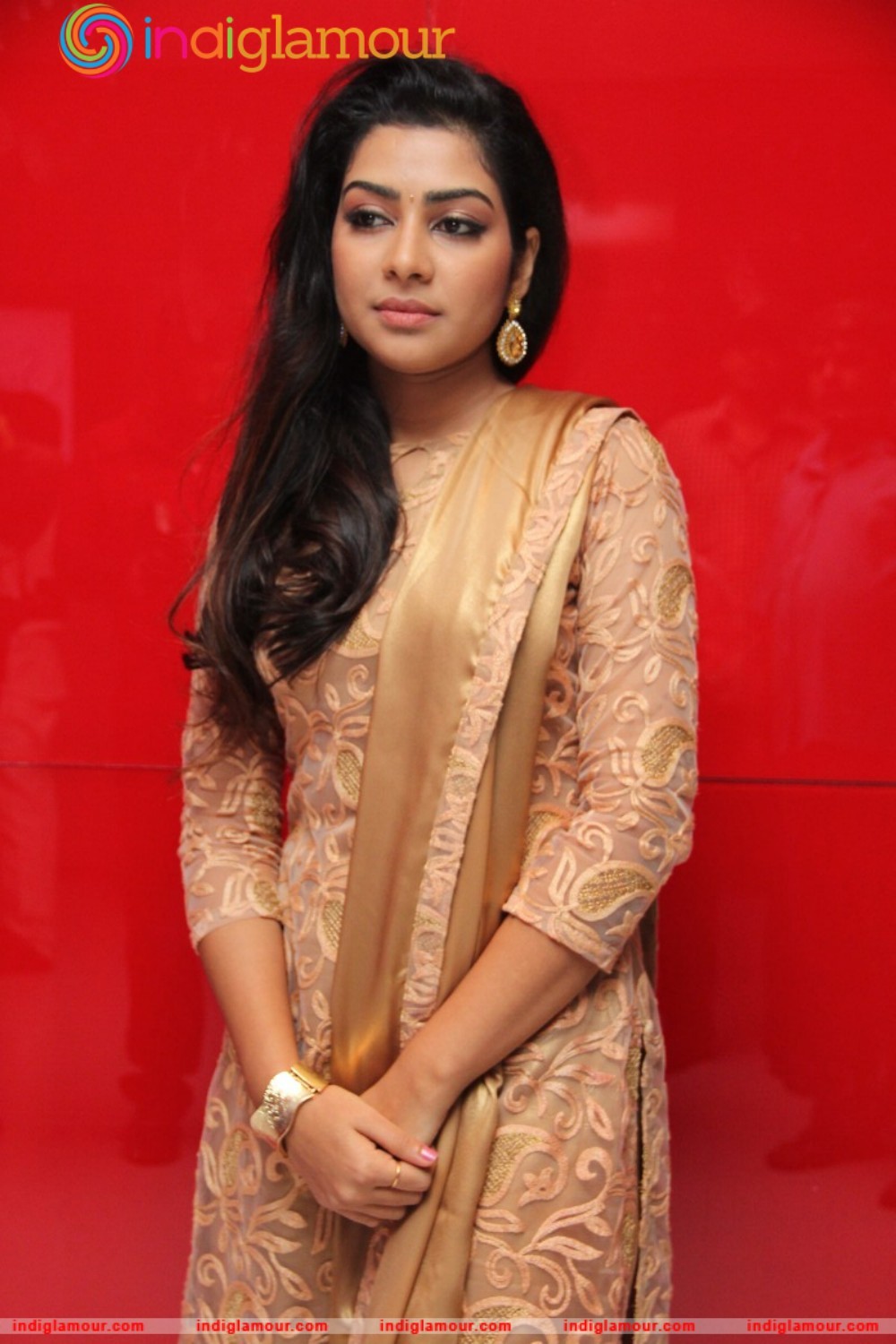 Satna Titus Actress hd photo