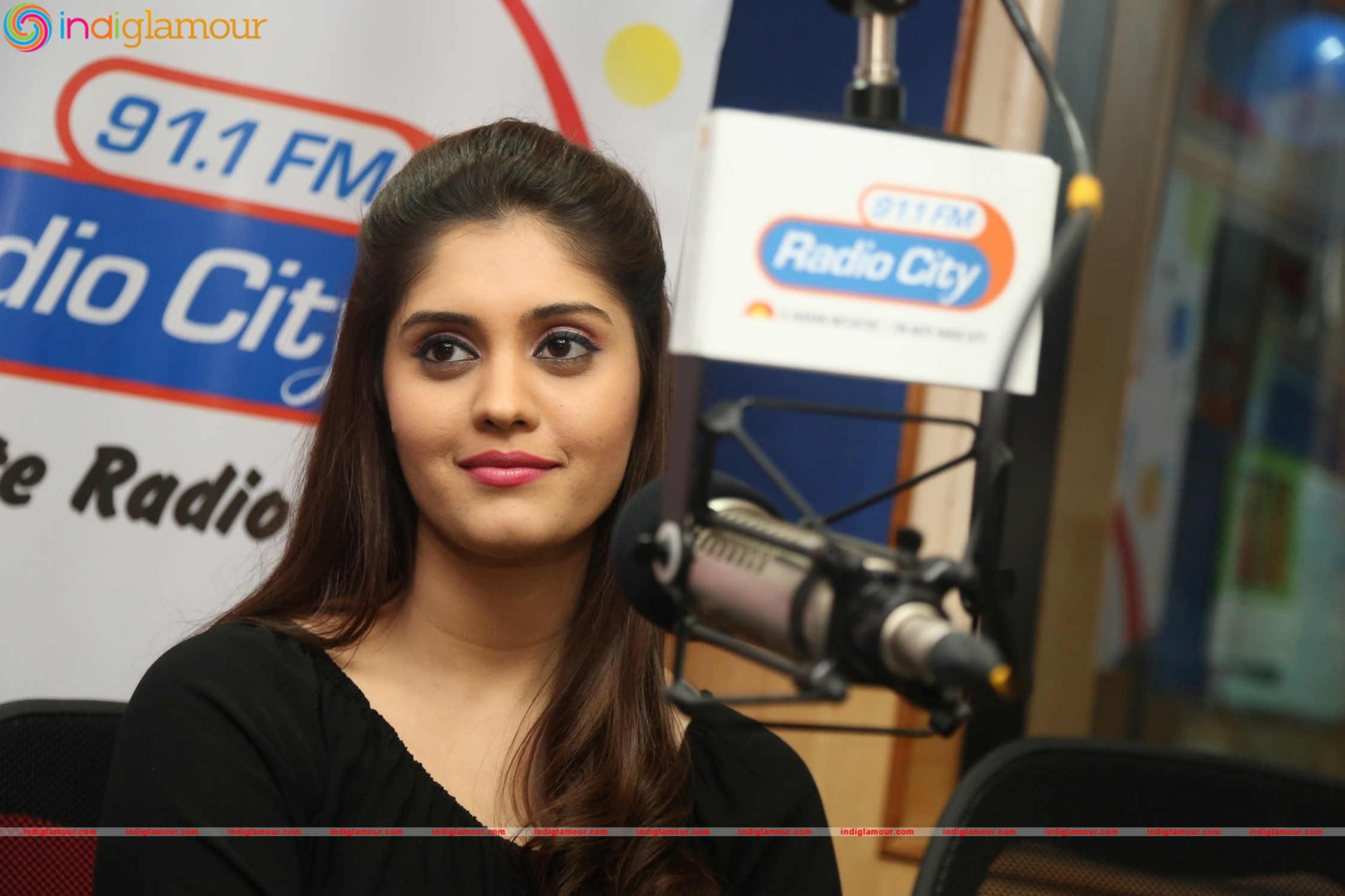 Surabhi Actress hd photo