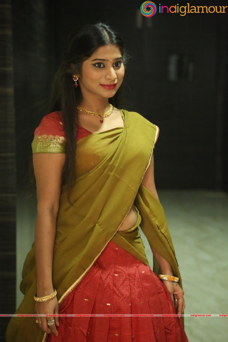 Midhuna Actress hd photo