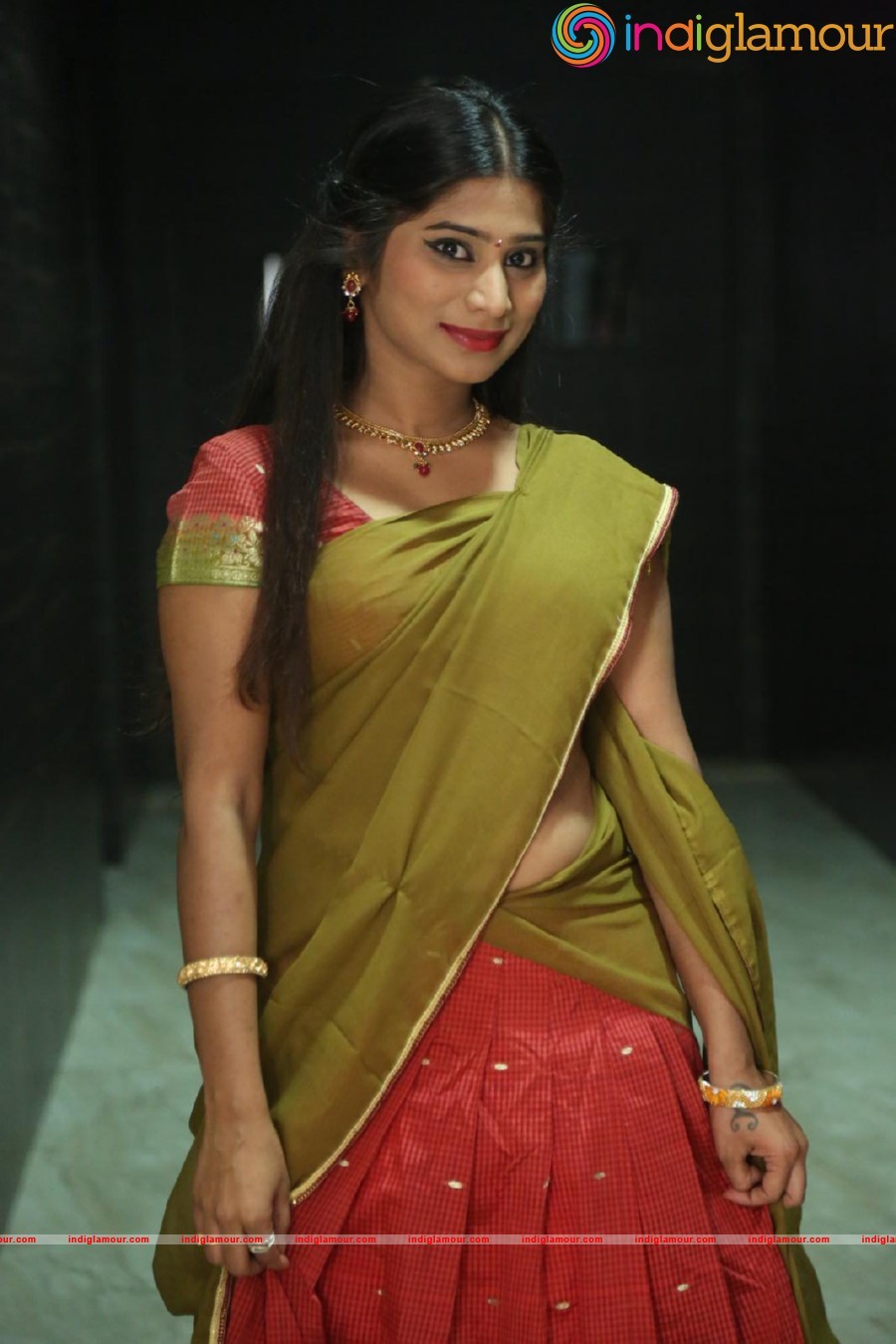 Midhuna Actress hd photo