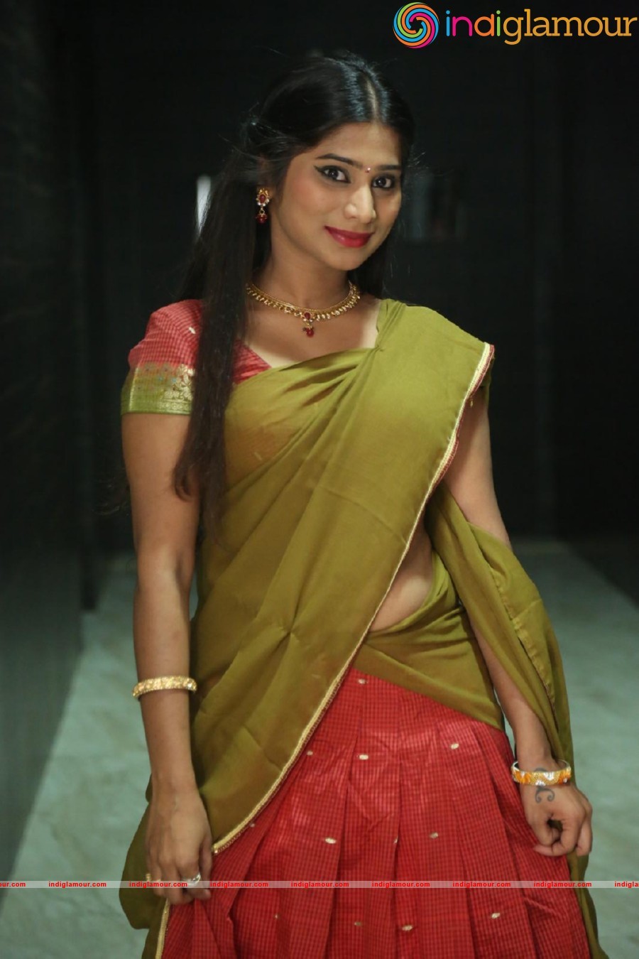 Midhuna Actress hd photo