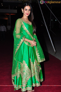 Sonal chauhan photos