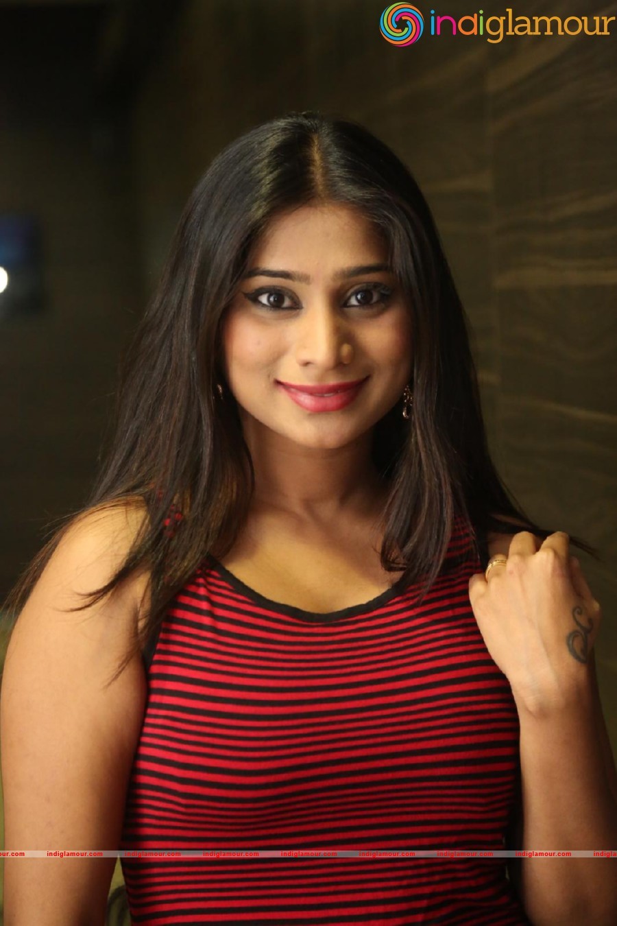 Midhuna Actress hd photo