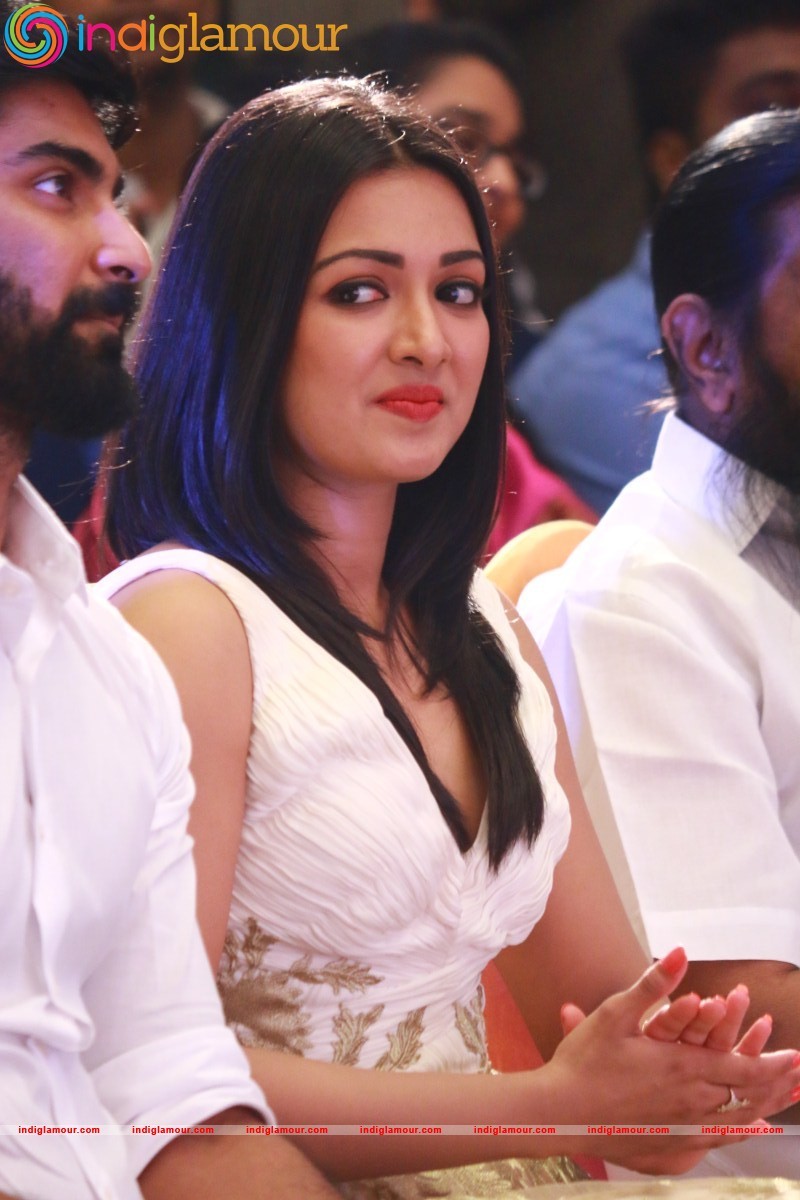 Catherine Tresa Actress hd photo