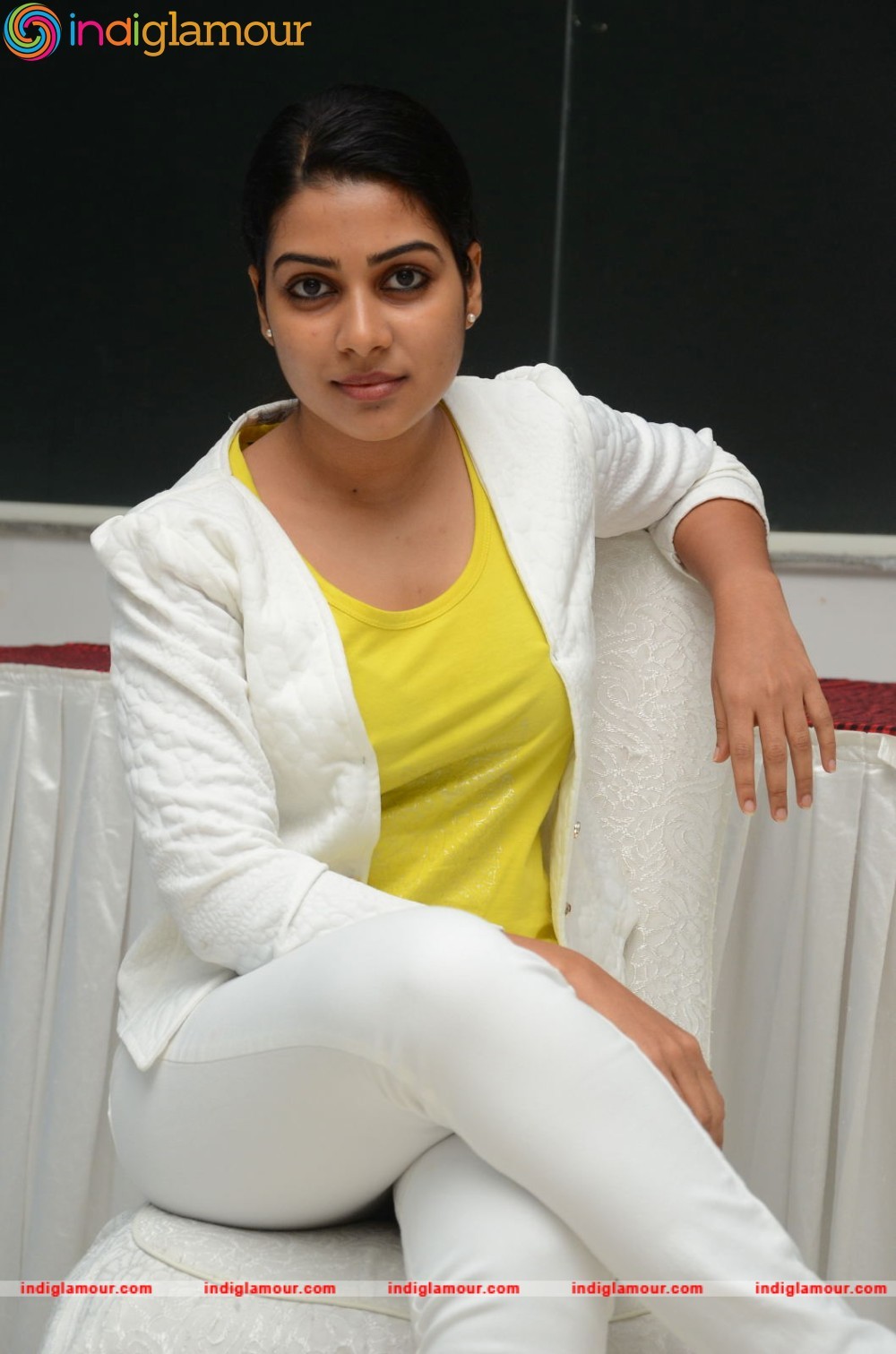 Satna Titus Actress hd photo