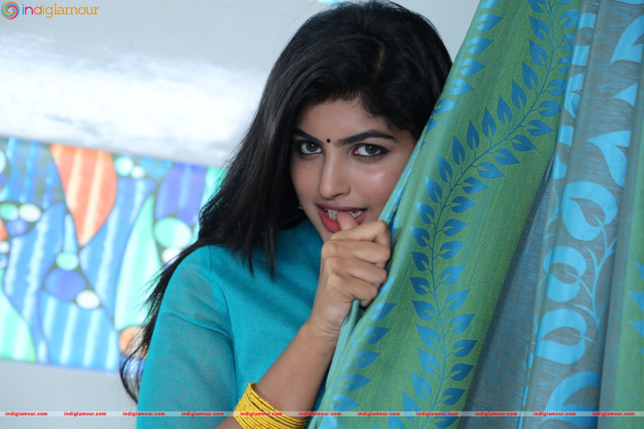 Naina Sarwar Actress hd photo